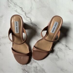 NWT Steve Madden US 6 Bridgette Tan Sandals